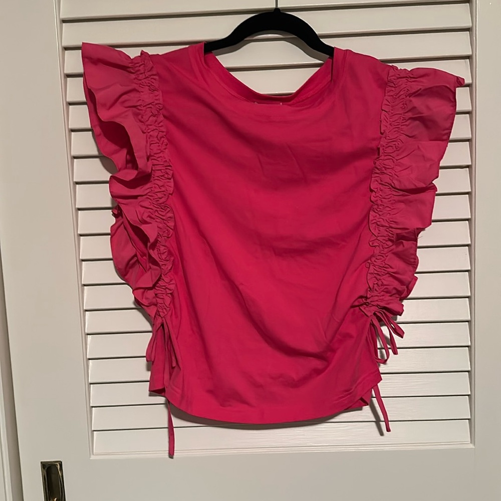 Hot pink size M tshirt tank with ruffle sleeve